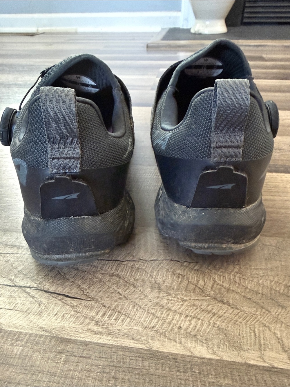 Altra Timp 5 BOA Women's 9.5 Black Trail Running Shoes - Picture 3 of 6
